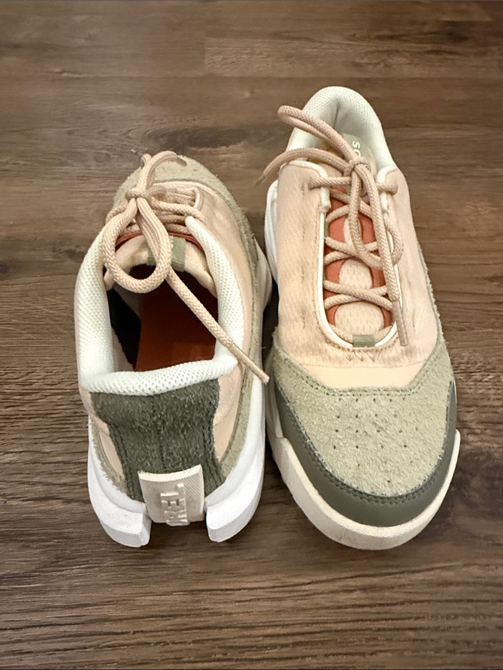 Sorel One 718 Beige, gray white & Blush Suede-Trim Low-Top Sneakers Size 7